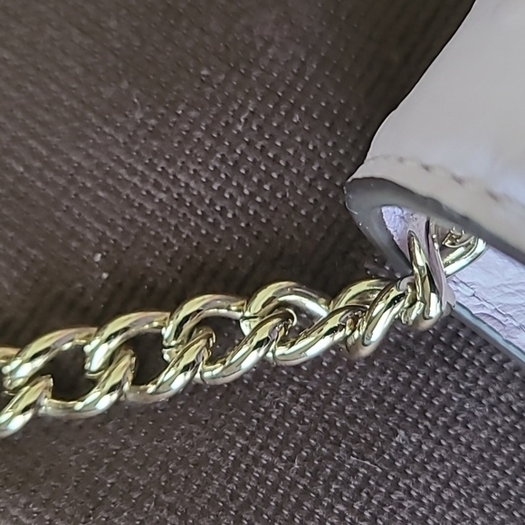 Kate Spade Lilac Crossbody Bag with Chain - Picture 9 of 10